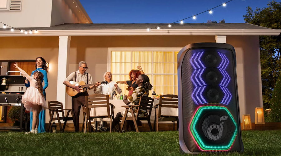 BBQ party with soundcore Rave 3S speaker