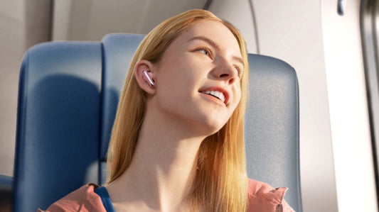 Best Gifts for Audiophiles: Listen like a Pro 2025