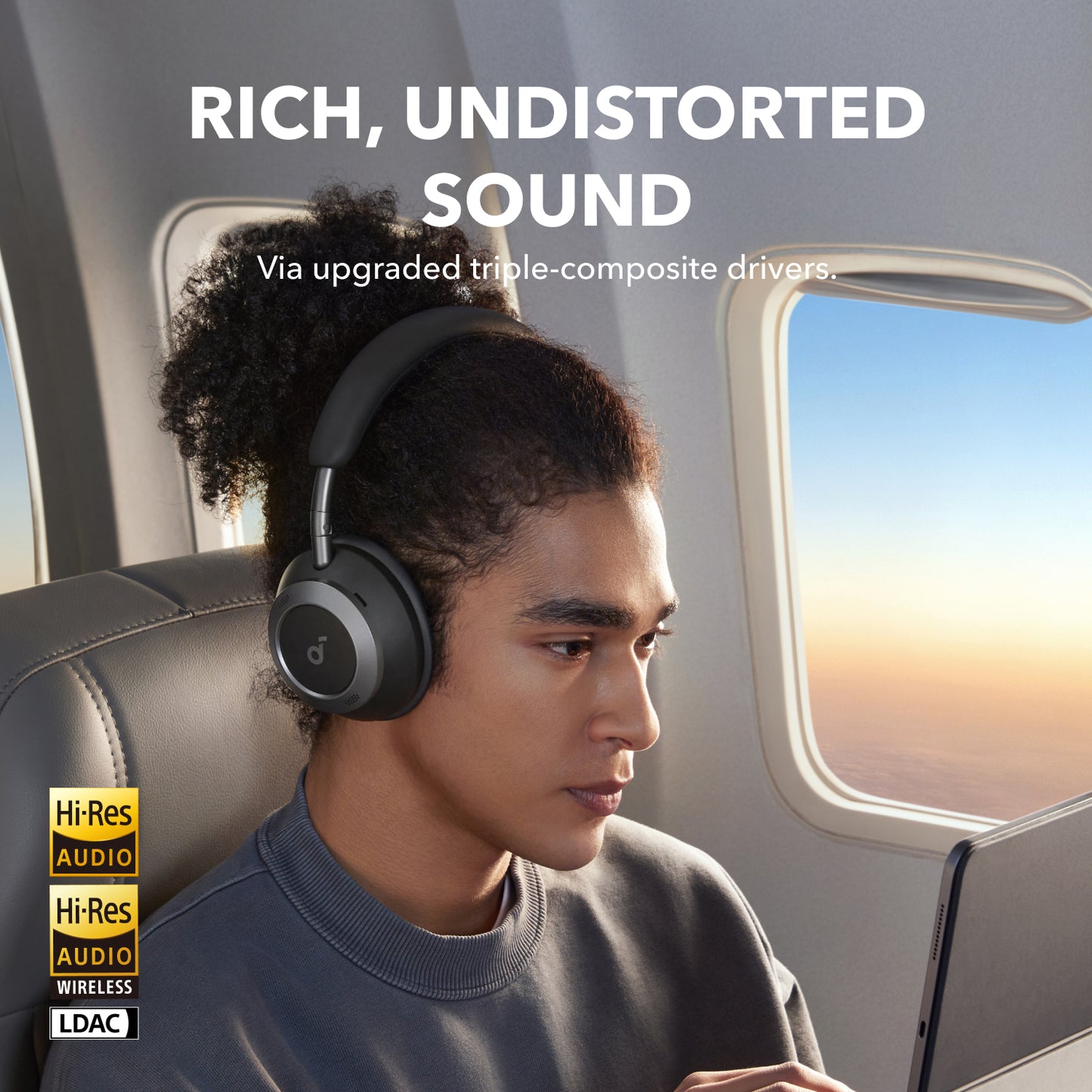 Space One Pro | FlexiCurve Over-Ear Headphone