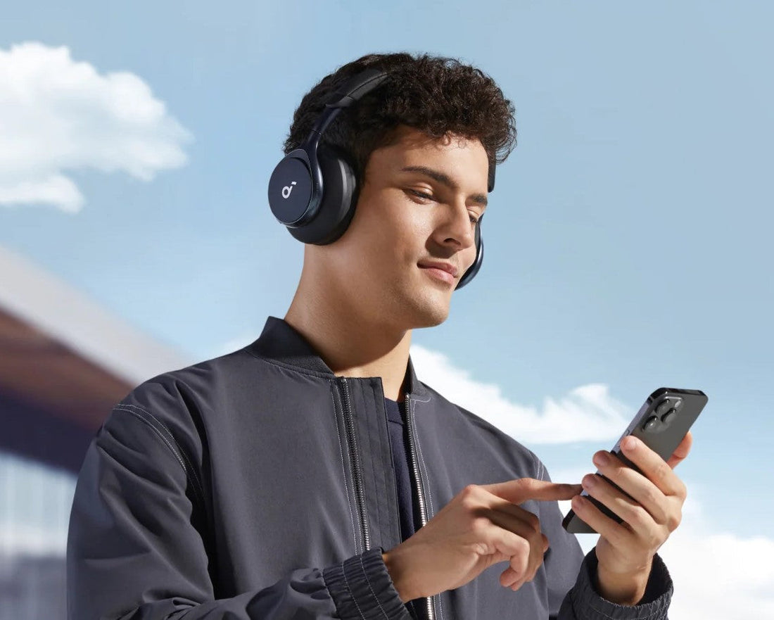 Best Gifts for Podcast Lovers: Pro Audio Guide 2026