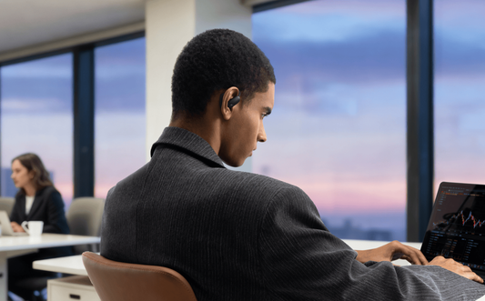 Semi In Ear Earbuds Explained: Balancing Comfort, Stability, and Sound