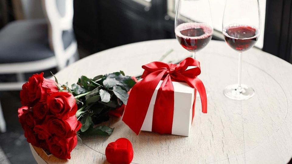 18 Valentine's Day Gifts for Movie Lovers They'll Adore