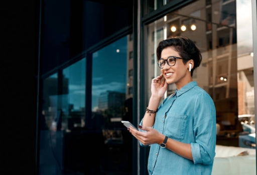 Wireless vs Bluetooth Headphones: Which is Better?